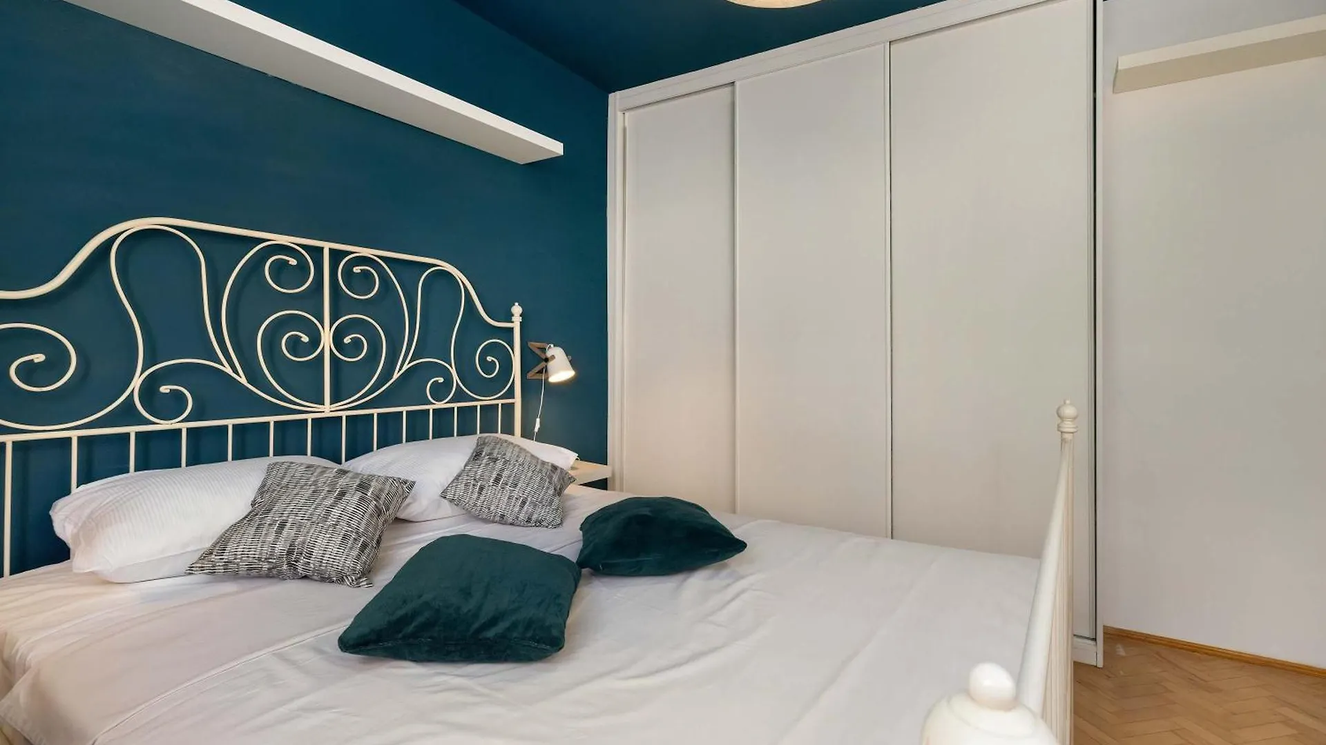 Chlopska Stylish Apartment With Balcony Gdansk Przymorze By Noclegi Renters